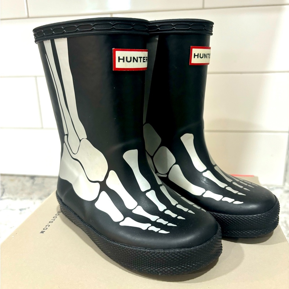 Toddler skeleton hunter boots